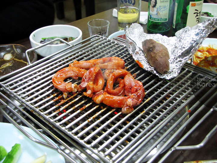 コムジャンオ 곰장어구이